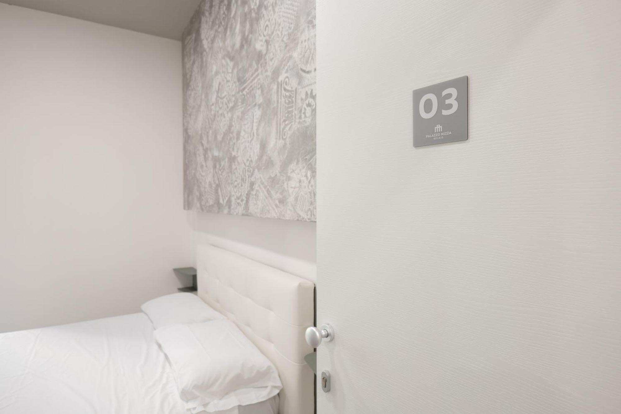 Relais Palazzo Nizza - Luxotel & Apartotel Salerno Ngoại thất bức ảnh